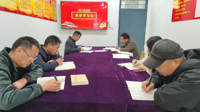 jk_副本.jpg jk_副本.jpg