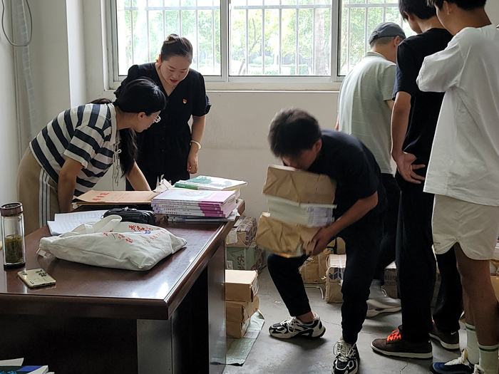 新闻3_副本.jpg 新闻3_副本.jpg