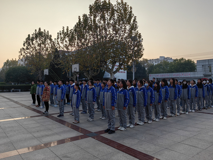 新闻2_副本.jpg 新闻2_副本.jpg